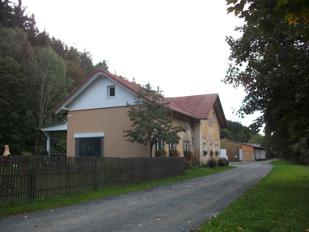 Empfangsgebäude der ehemaligen Haltestelle Freiberg (Vogtl)